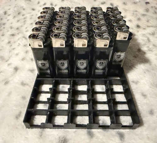 Box of raiders - 29, ct